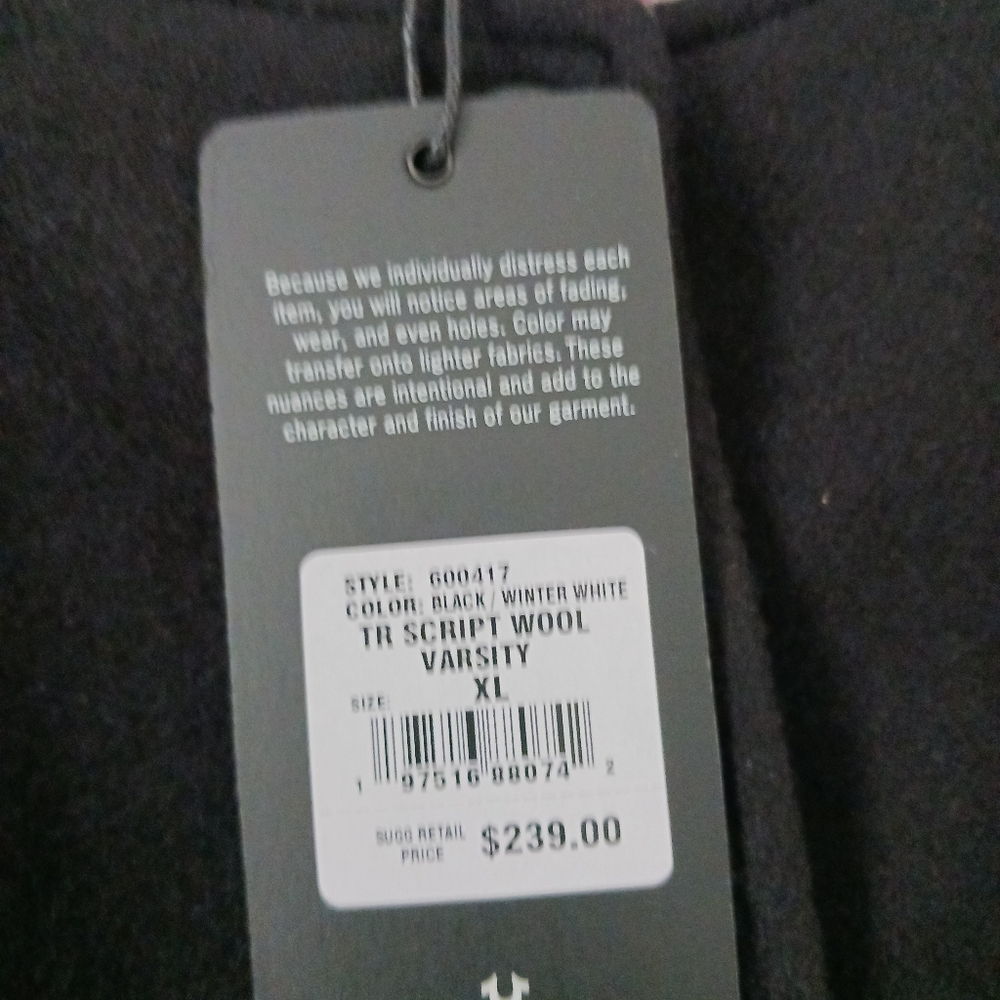True Religion - Picture 8 of 8